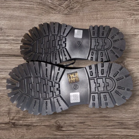 Women's Black Wool Lined Chain Loafers Size 8 - Picture 7 of 7